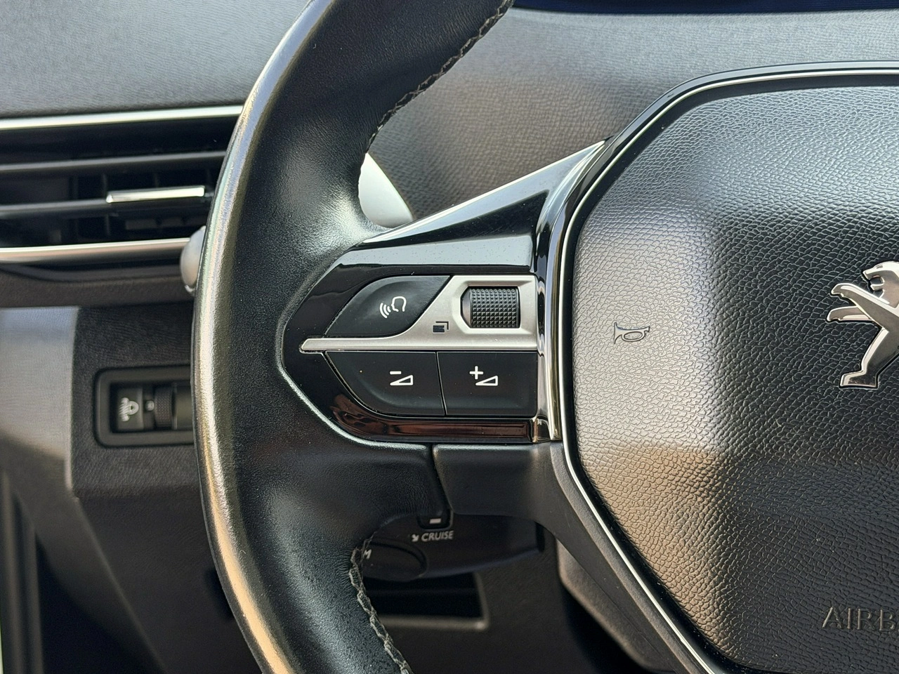 Peugeot 3008 - Zdjęcie 8