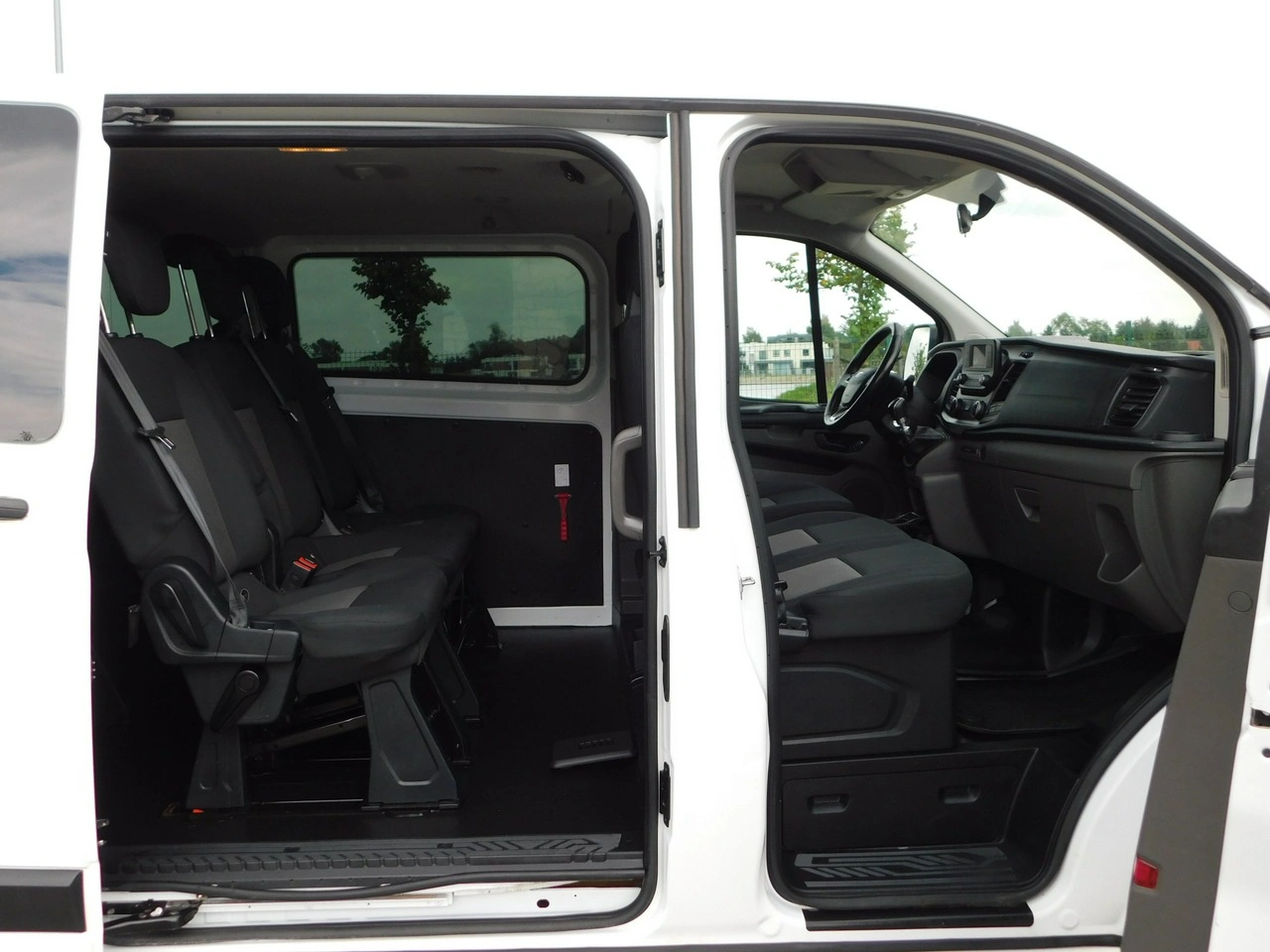 Ford Transit Custom - Zdjęcie 2