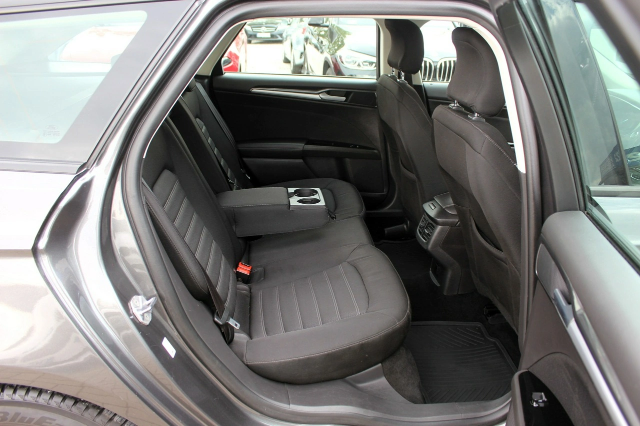 Ford Mondeo SW - Zdjęcie 12