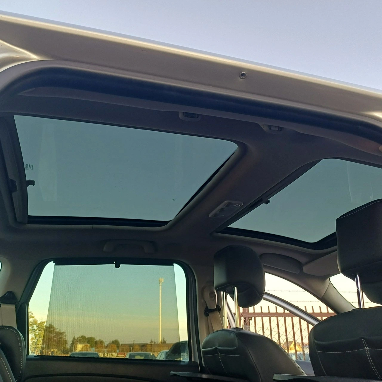 Renault Scenic - Zdjęcie 25