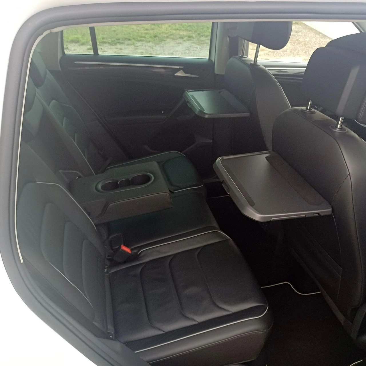 Volkswagen Tiguan - Zdjęcie 10