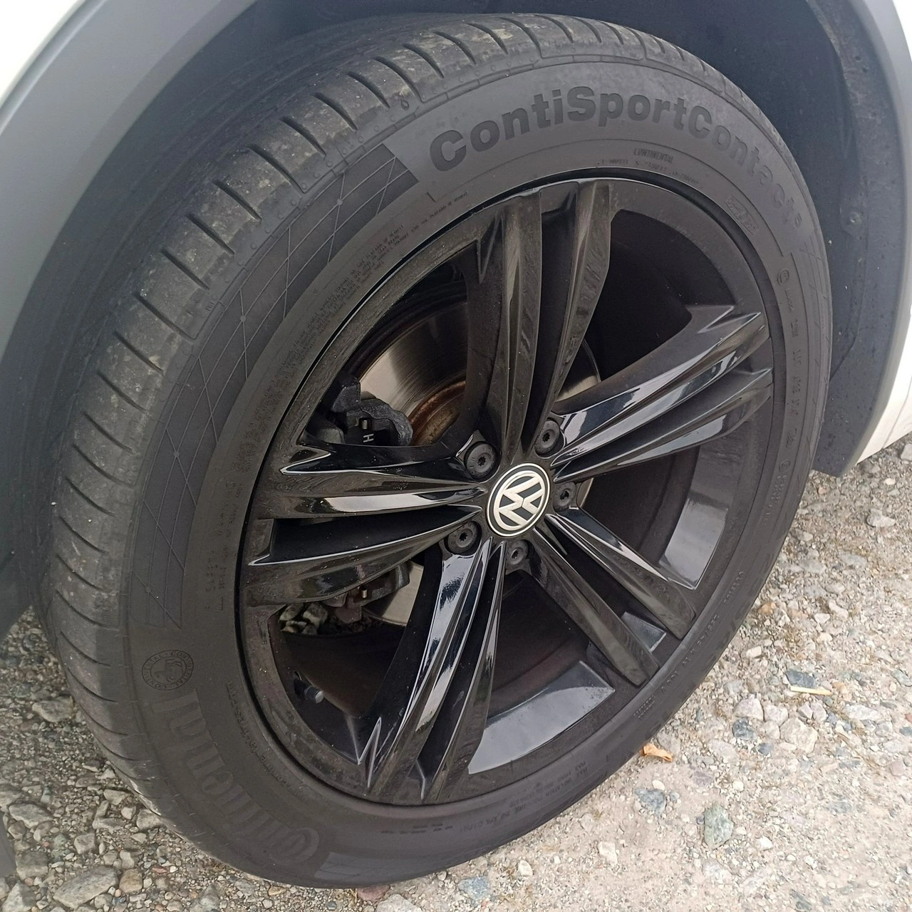 Volkswagen Tiguan - Zdjęcie 35