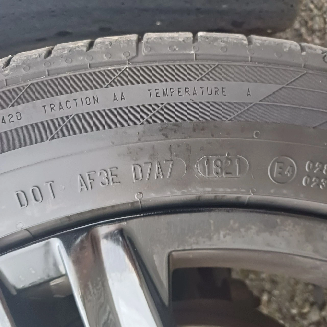 Volkswagen Tiguan - Zdjęcie 37