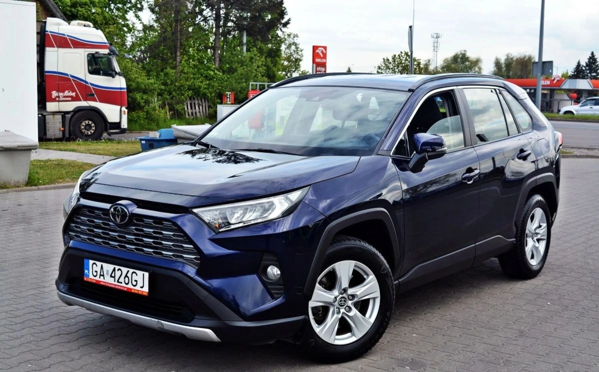 Toyota RAV4 - Zdjęcie 13
