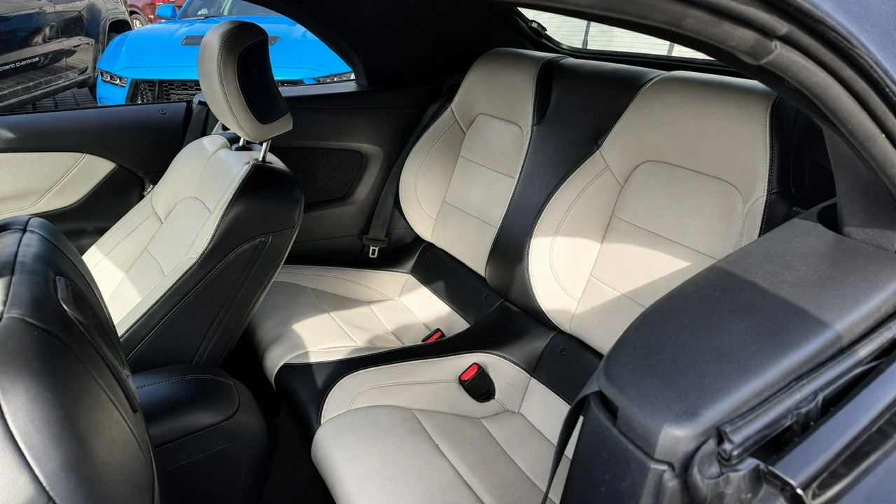 Ford Mustang - Zdjęcie 7