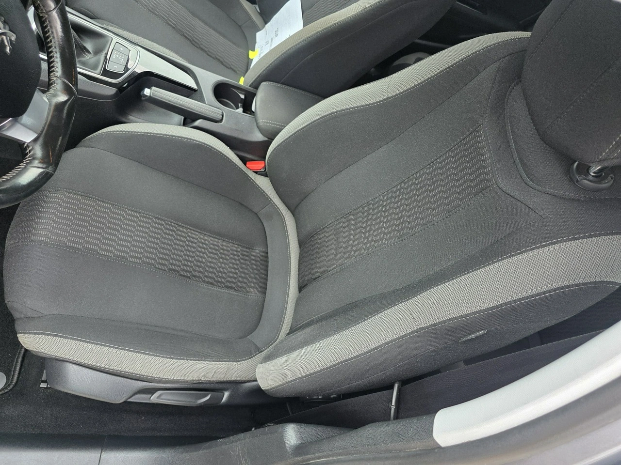 Peugeot 308 SW - Zdjęcie 11