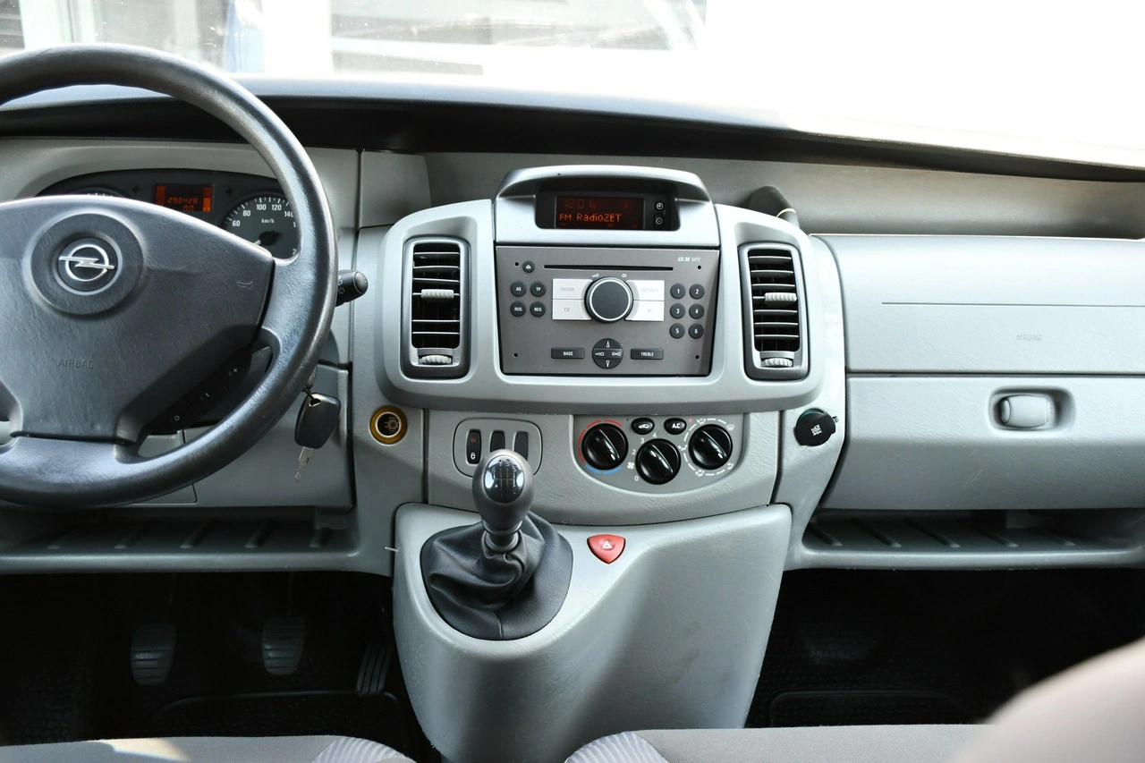 Opel Vivaro - Zdjęcie 23