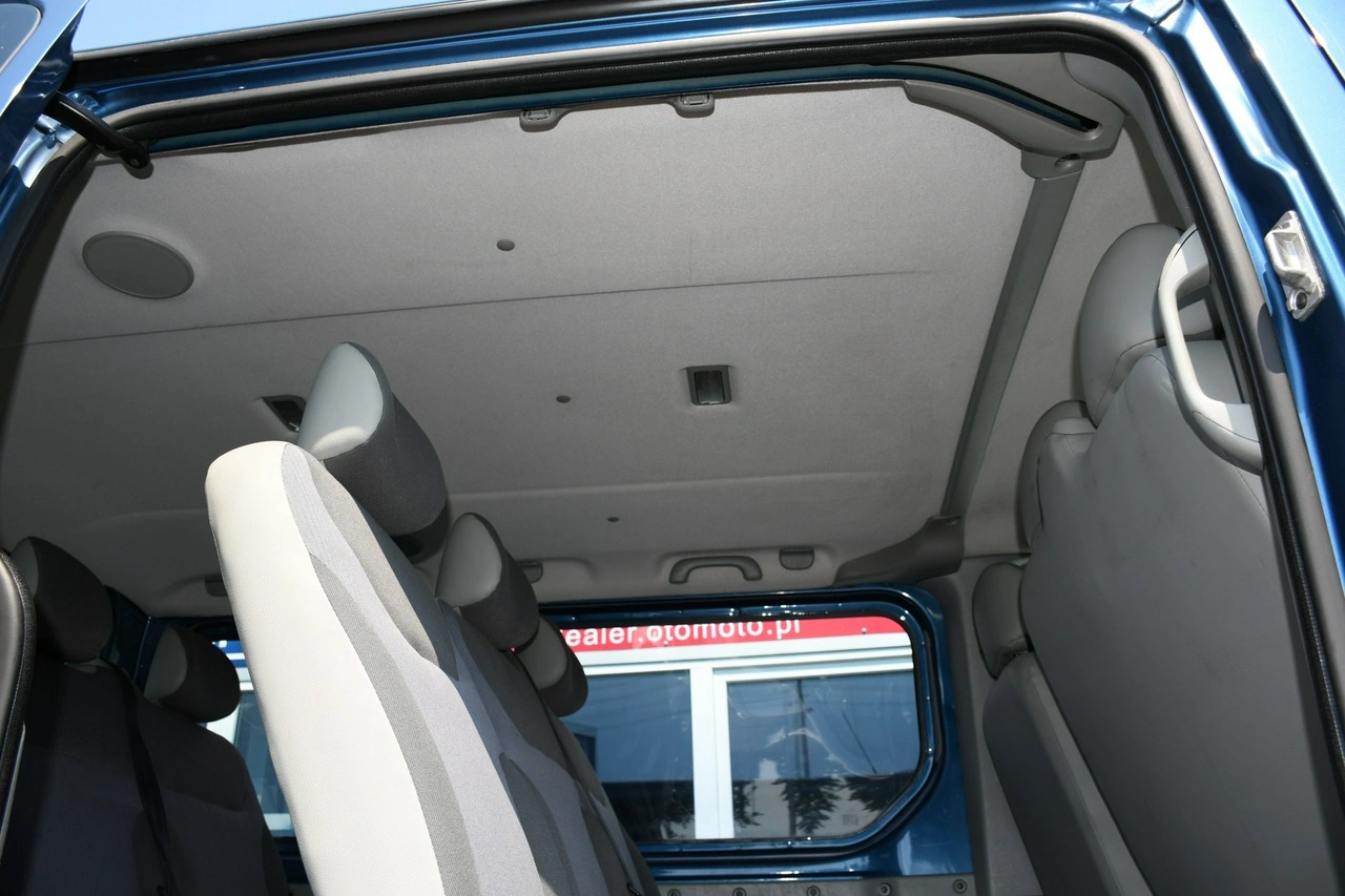 Opel Vivaro - Zdjęcie 29