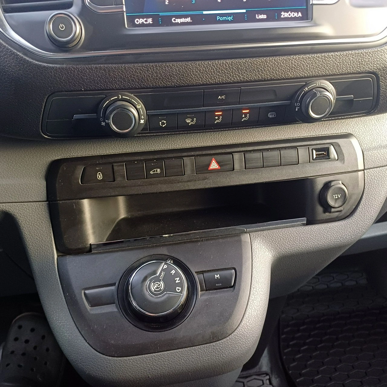 Peugeot Expert - Zdjęcie 20