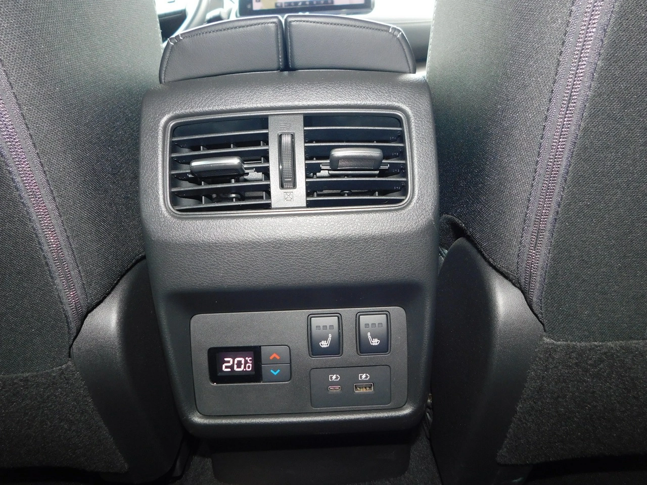 Nissan X-Trail - Zdjęcie 9