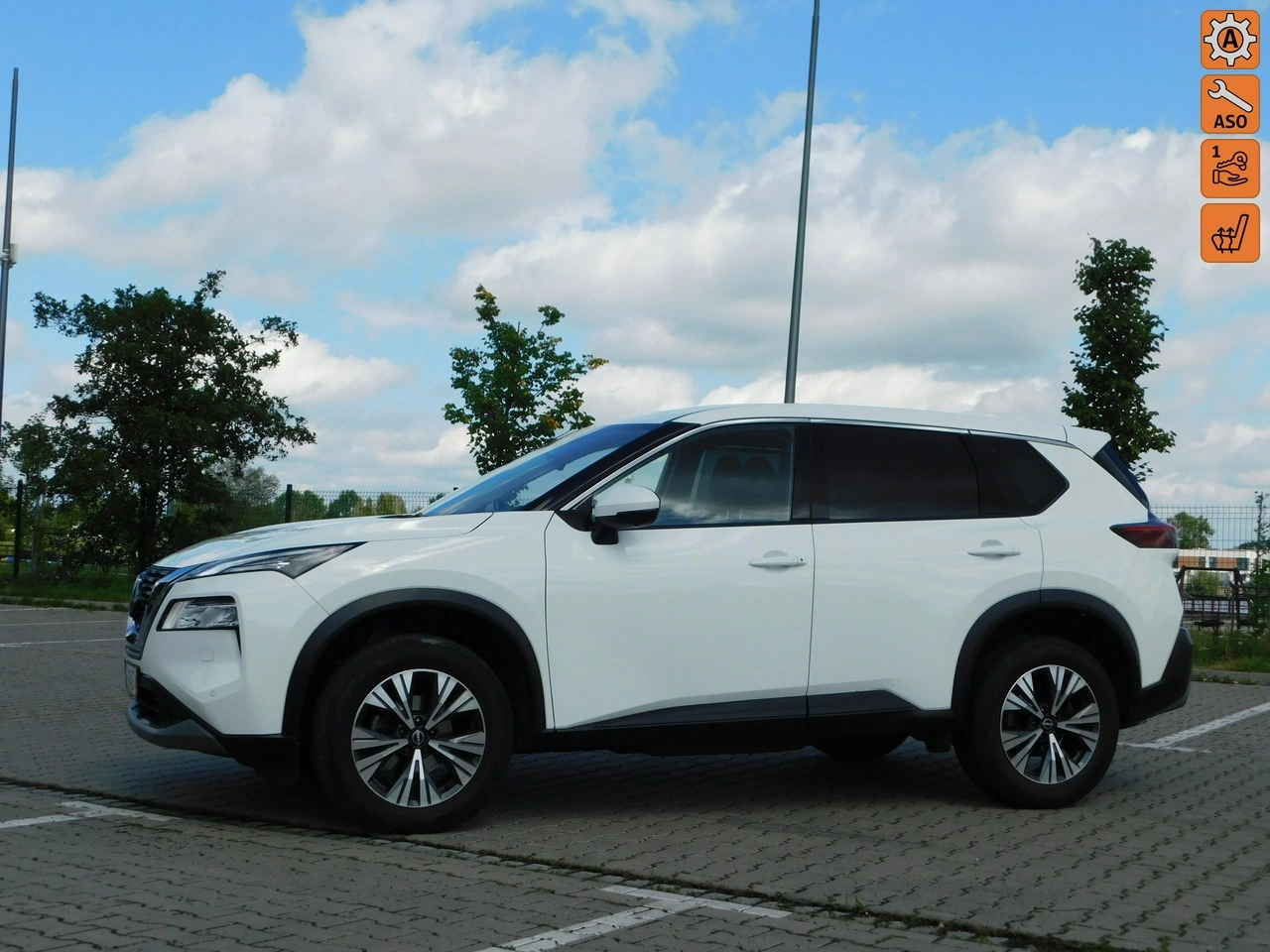 Nissan X-Trail - Główne zdjęcie