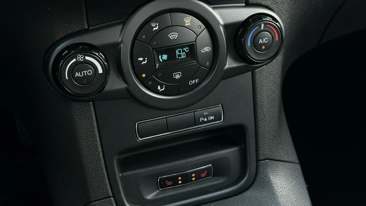 Ford Fiesta - Zdjęcie 24