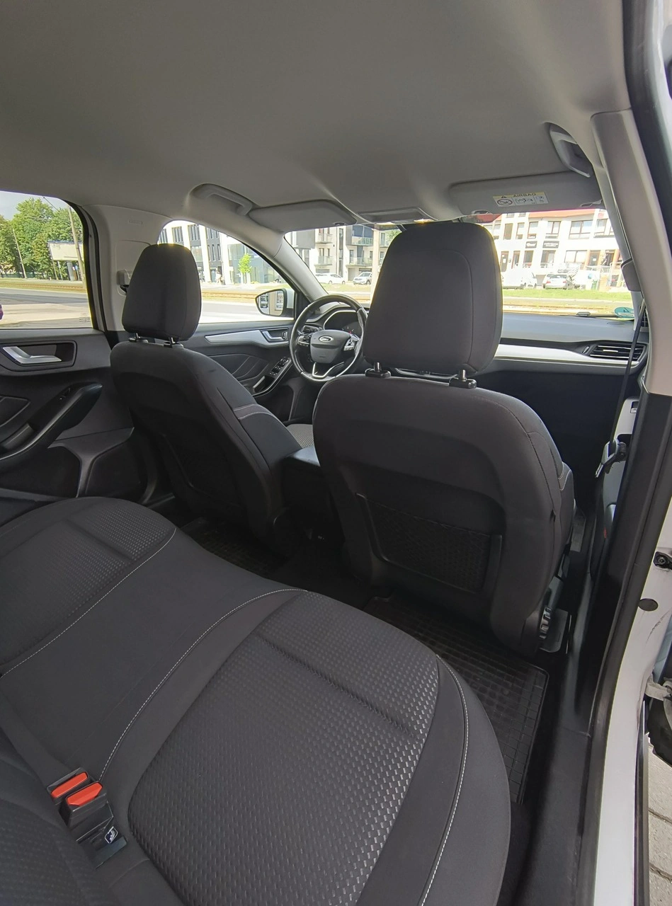 Ford Focus - Zdjęcie 16