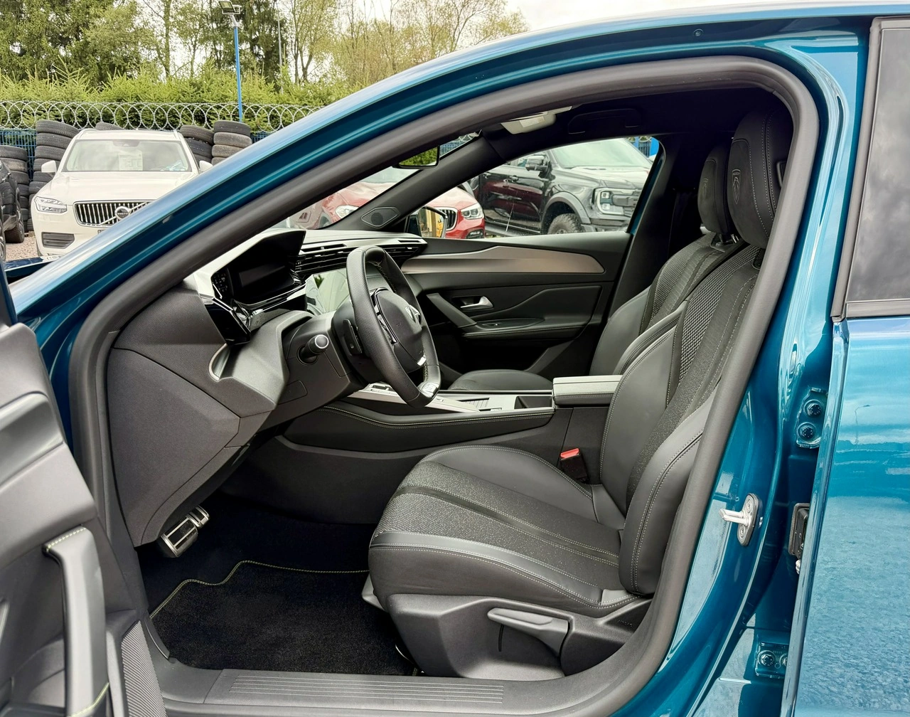 Peugeot 408 - Zdjęcie 8