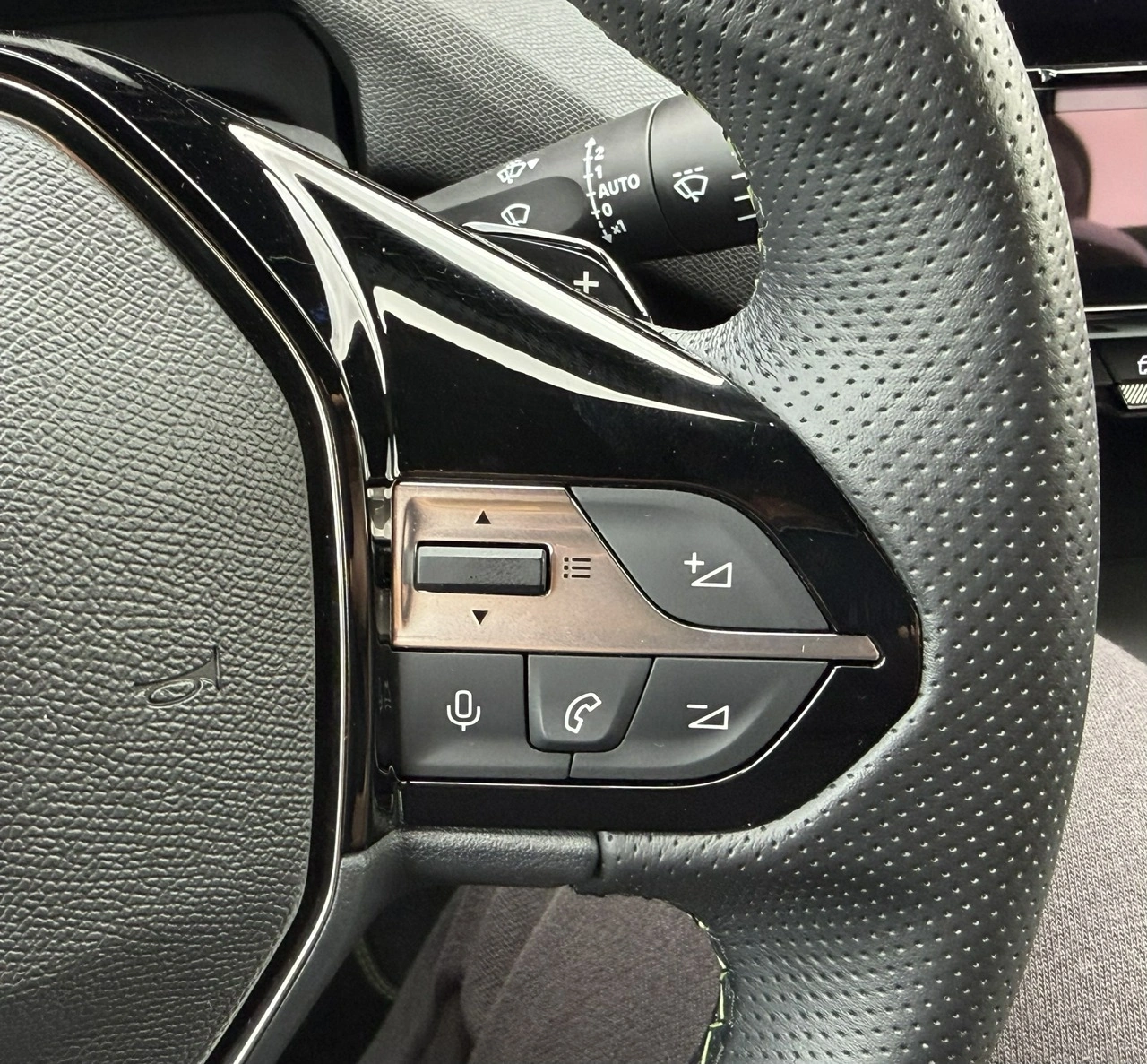 Peugeot 408 - Zdjęcie 33