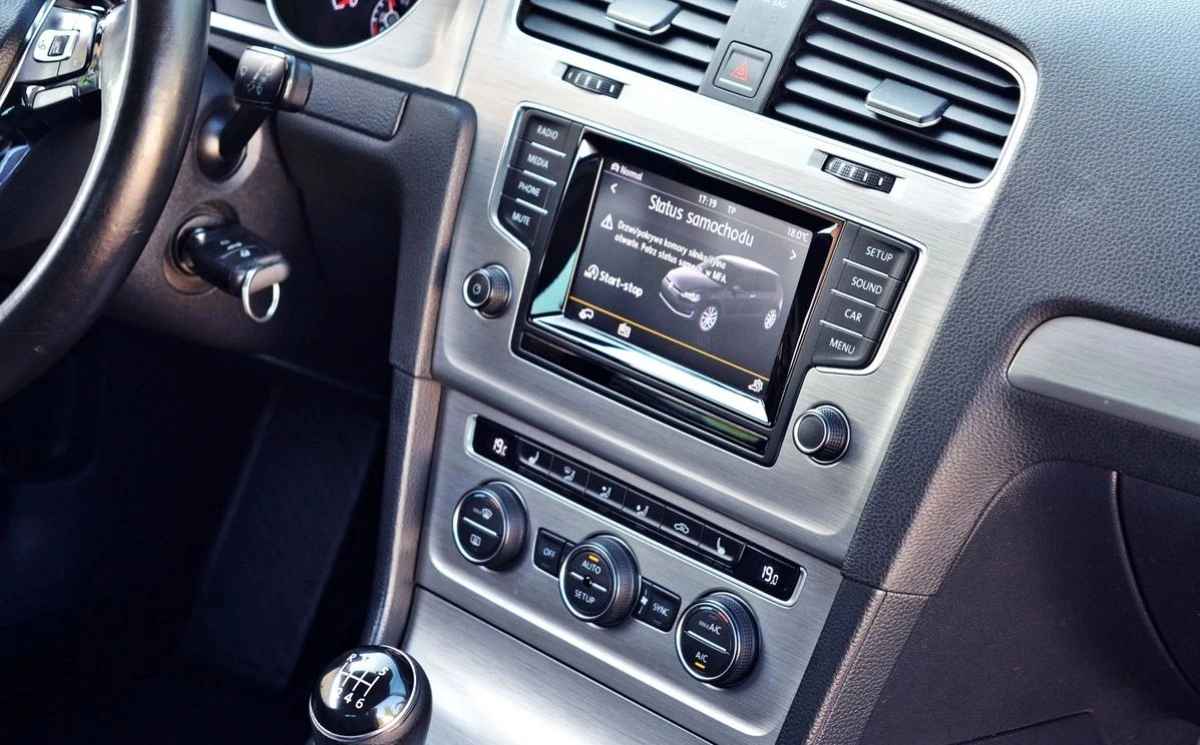 Volkswagen Golf - Zdjęcie 29