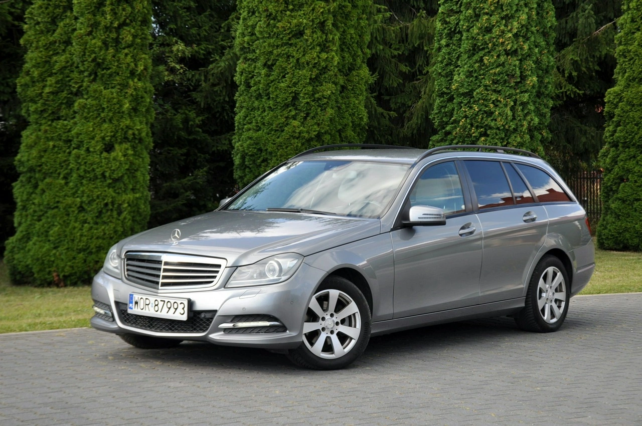 Mercedes C 200 - Zdjęcie 9