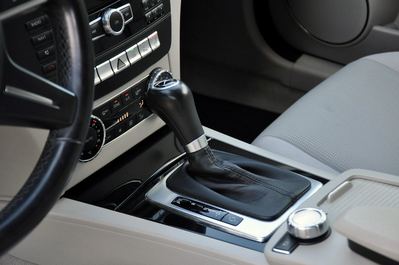 Mercedes C 200 - Zdjęcie 35