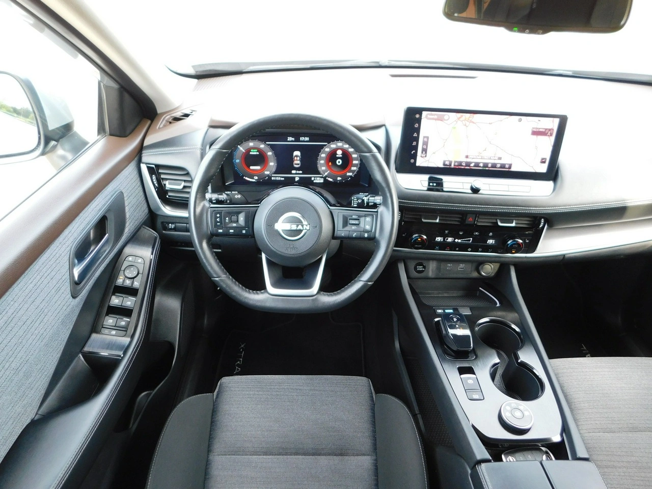 Nissan X-Trail - Zdjęcie 16