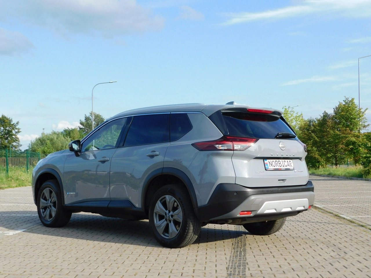 Nissan X-Trail - Zdjęcie 27