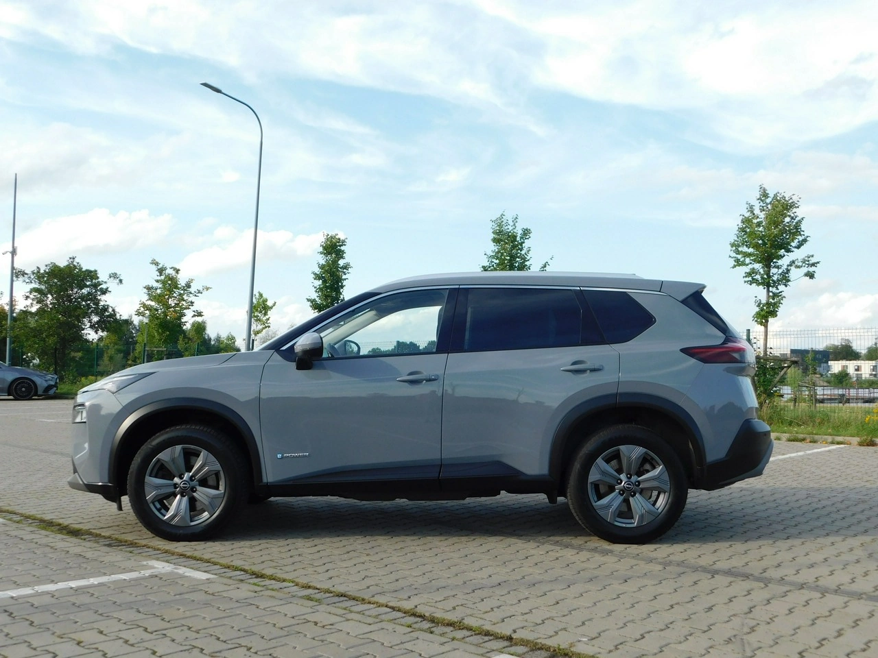Nissan X-Trail - Zdjęcie 28