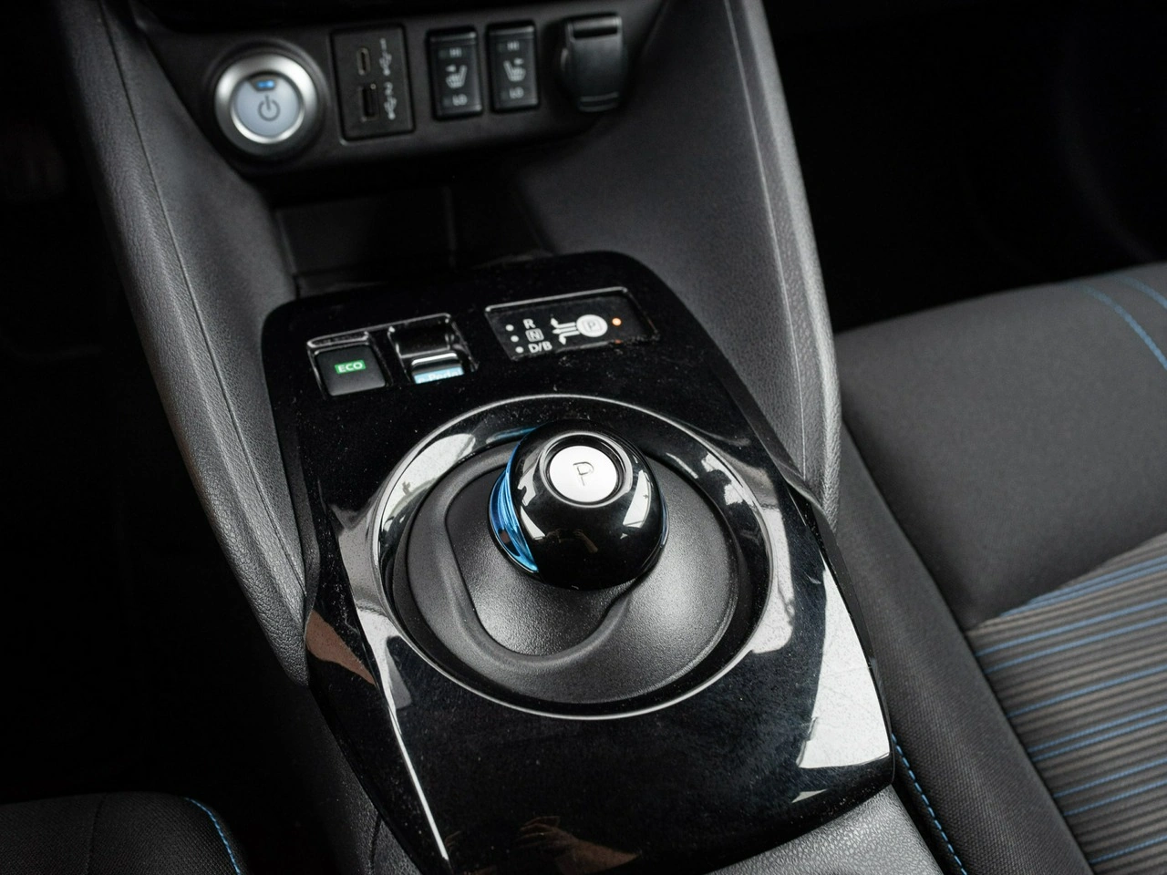 Nissan Leaf - Zdjęcie 14