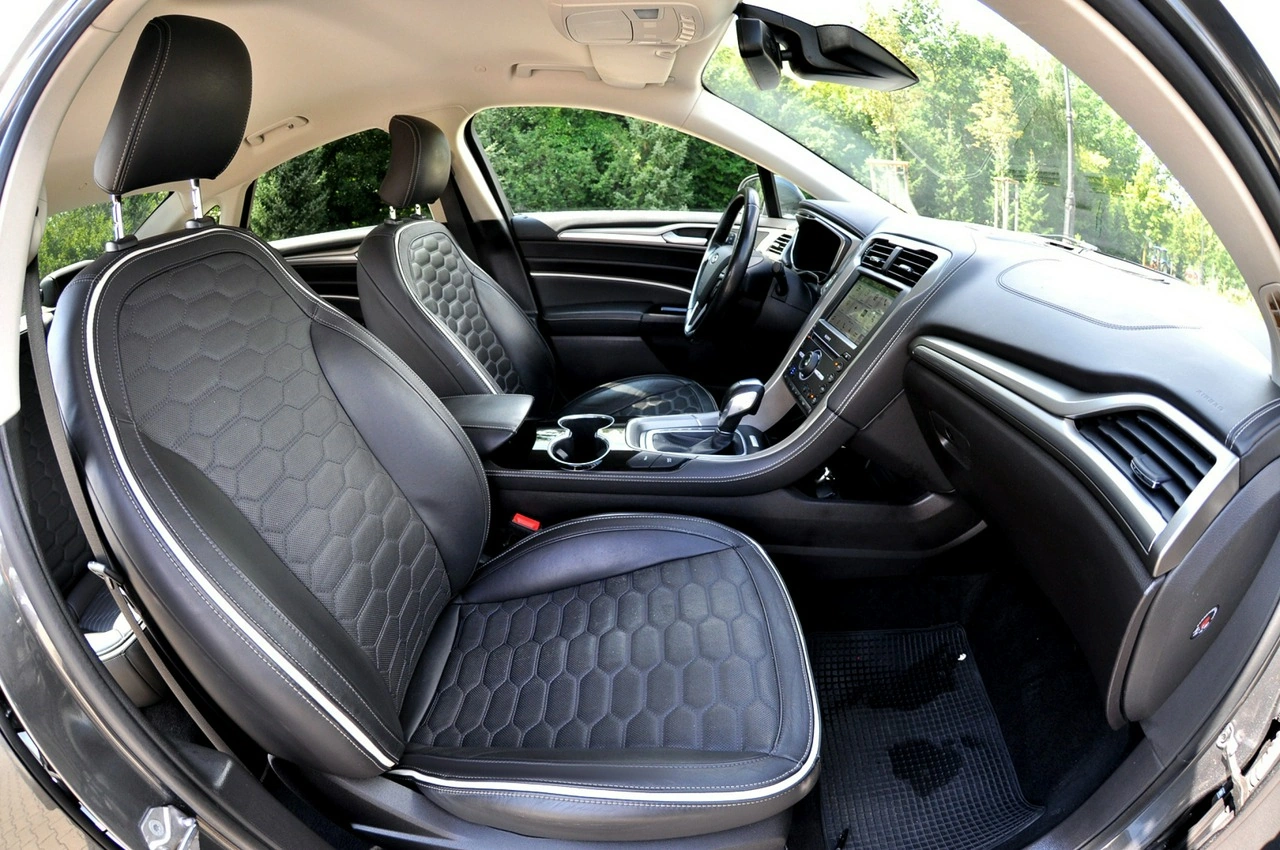 Ford Mondeo - Zdjęcie 8