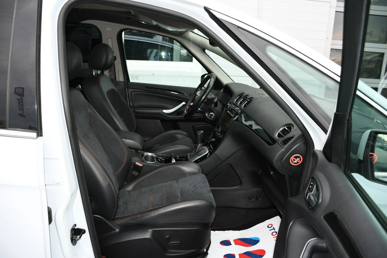 Ford S-Max - Zdjęcie 27