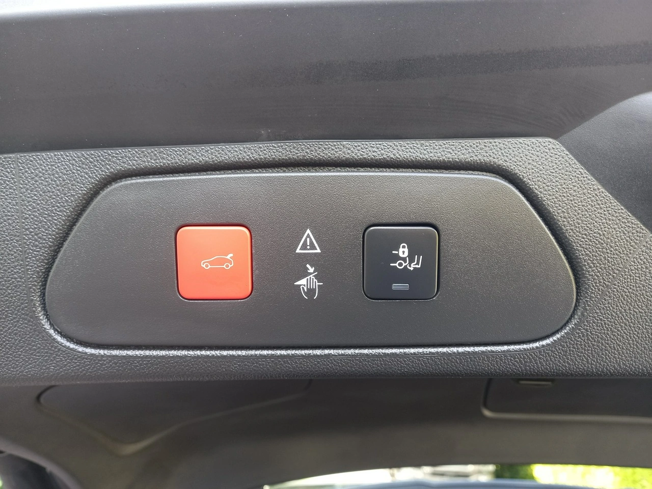 Opel Grandland X - Zdjęcie 17