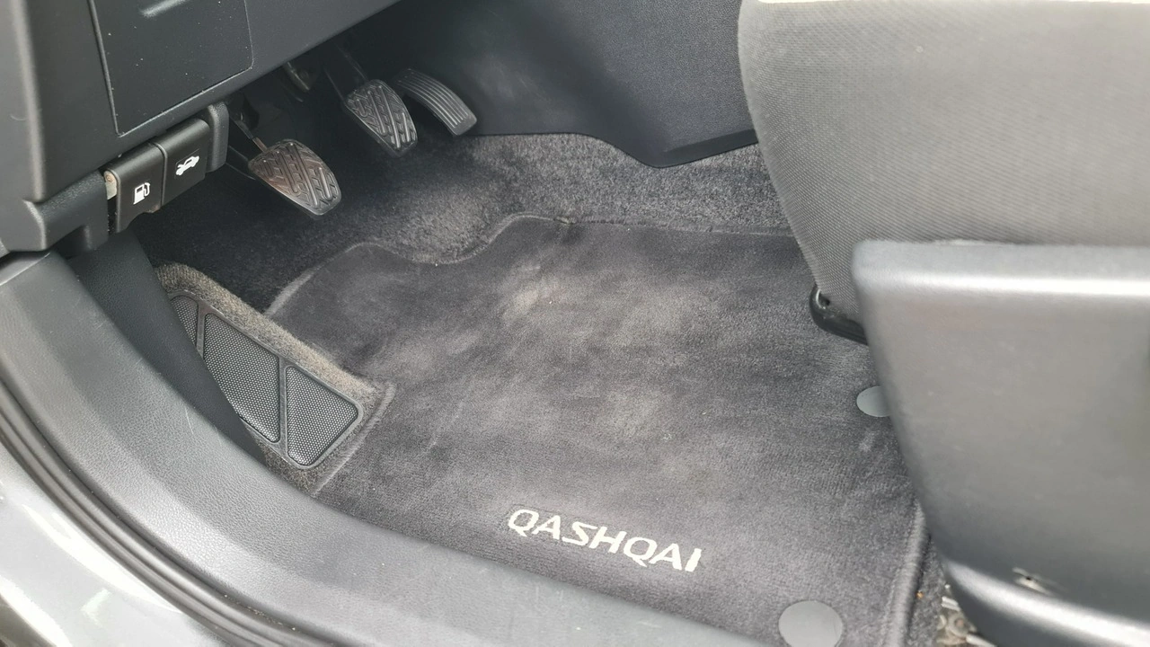 Nissan Qashqai - Zdjęcie 13
