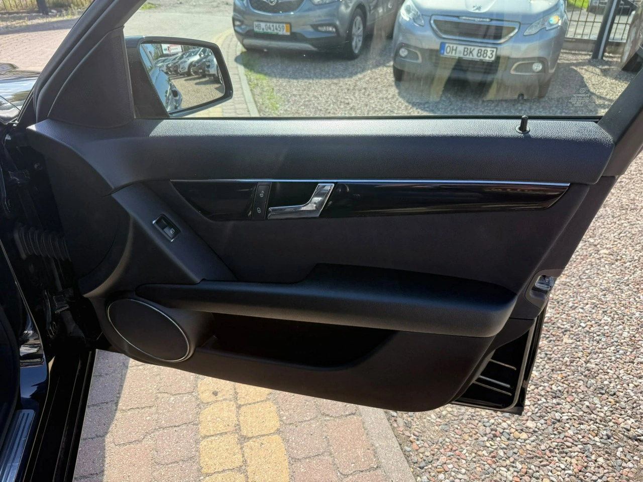 Mercedes C 200 - Zdjęcie 15