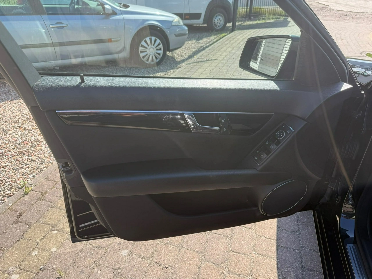 Mercedes C 200 - Zdjęcie 8