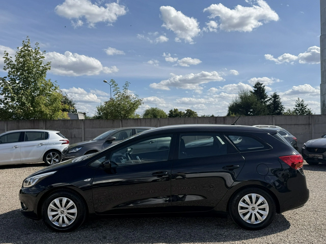 Kia Ceed - Zdjęcie 12