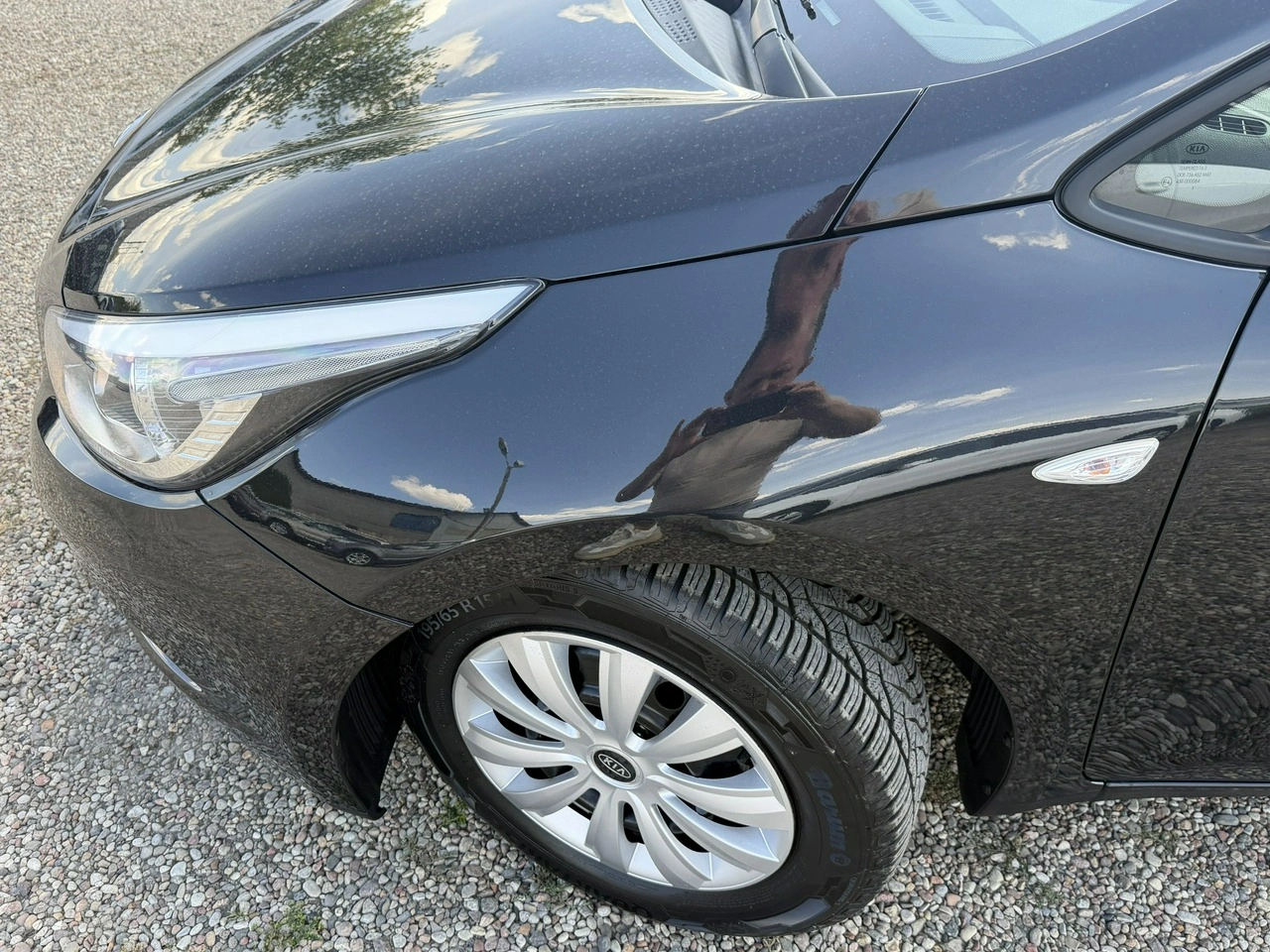 Kia Ceed - Zdjęcie 17