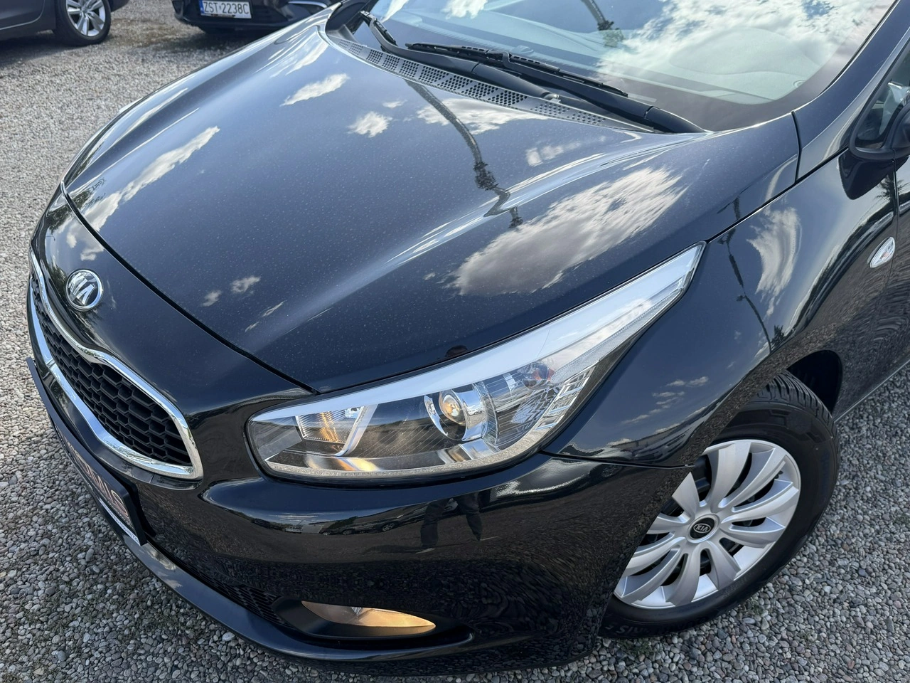 Kia Ceed - Zdjęcie 19