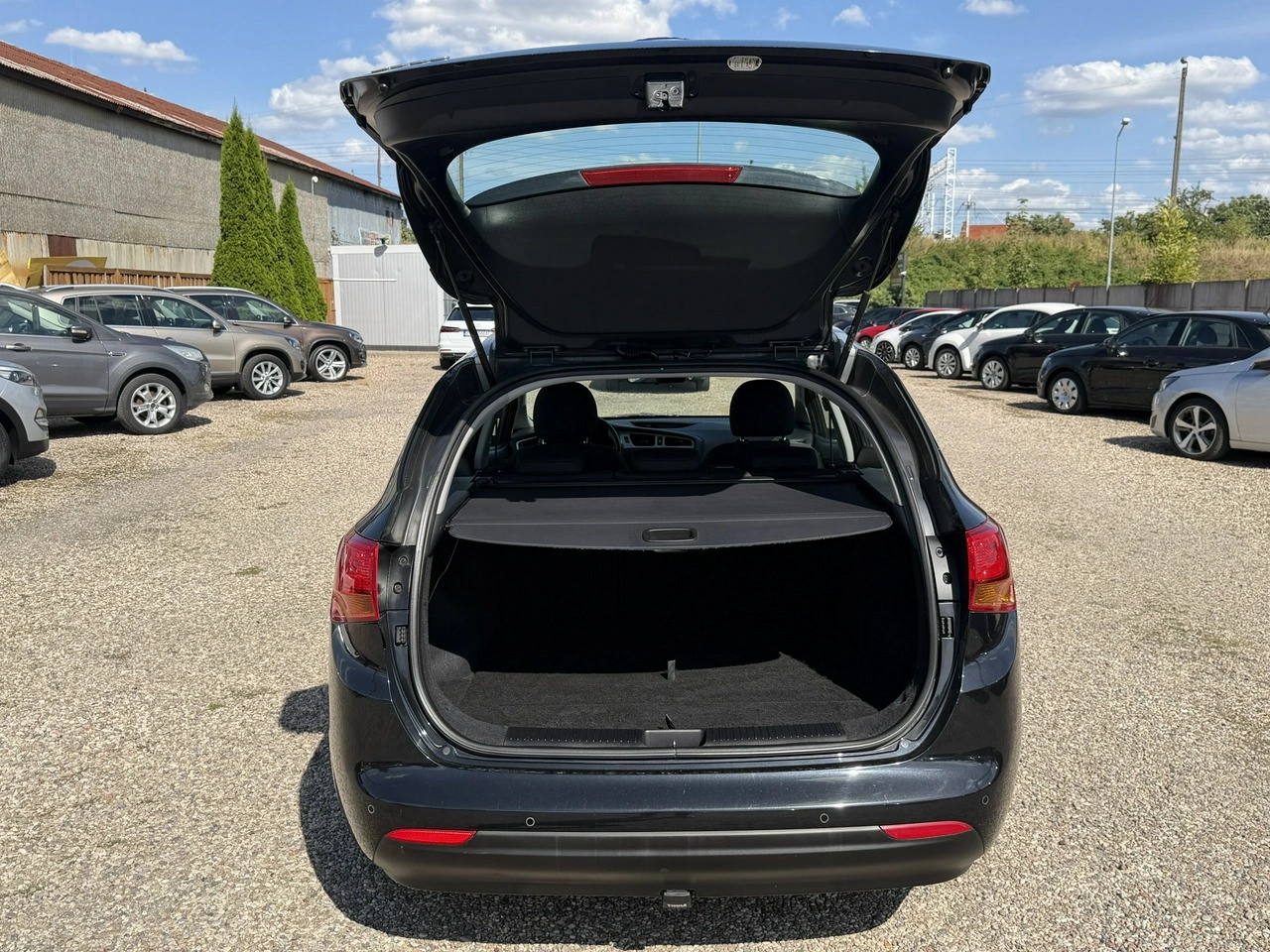 Kia Ceed - Zdjęcie 25
