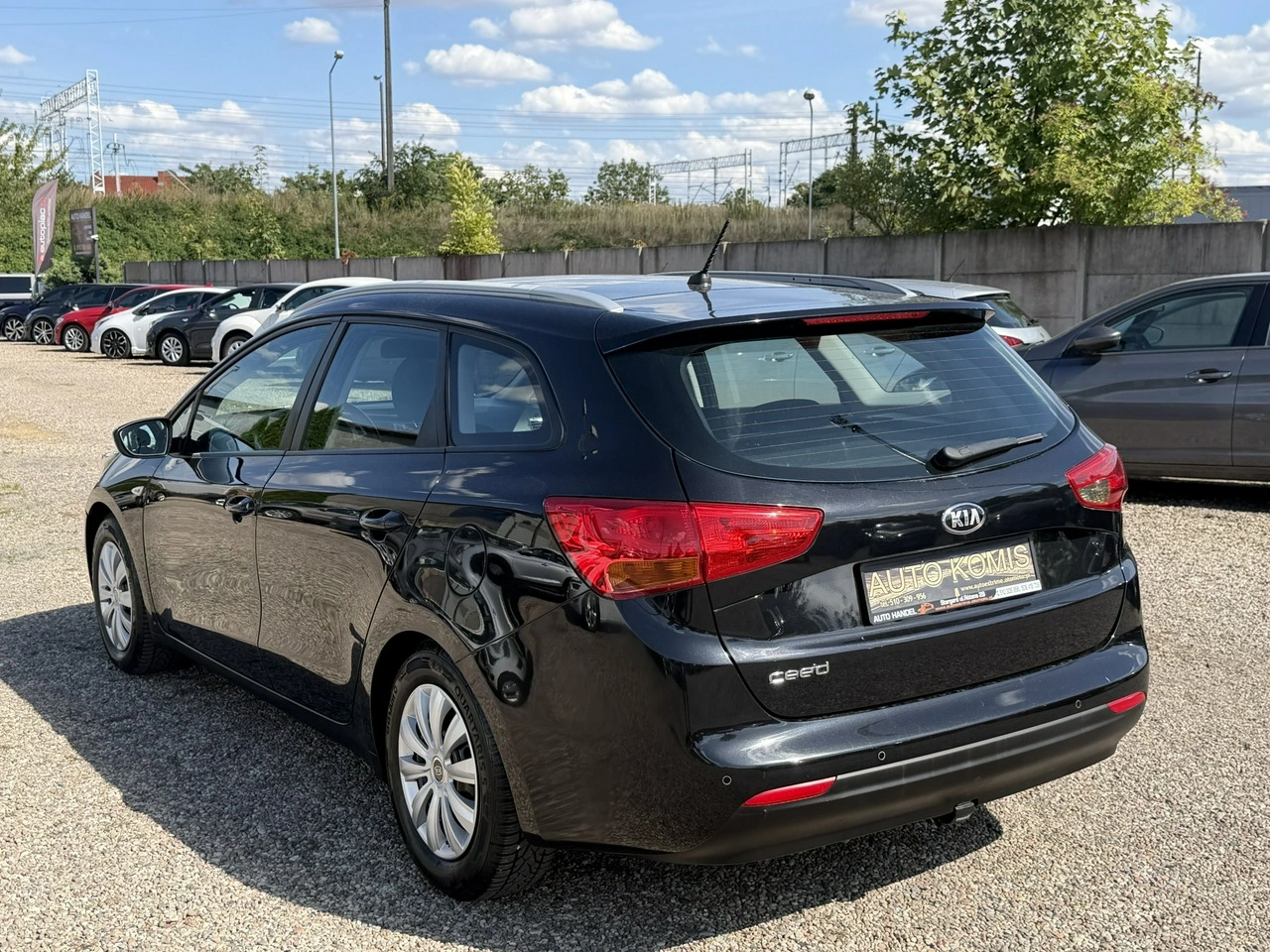 Kia Ceed - Zdjęcie 3