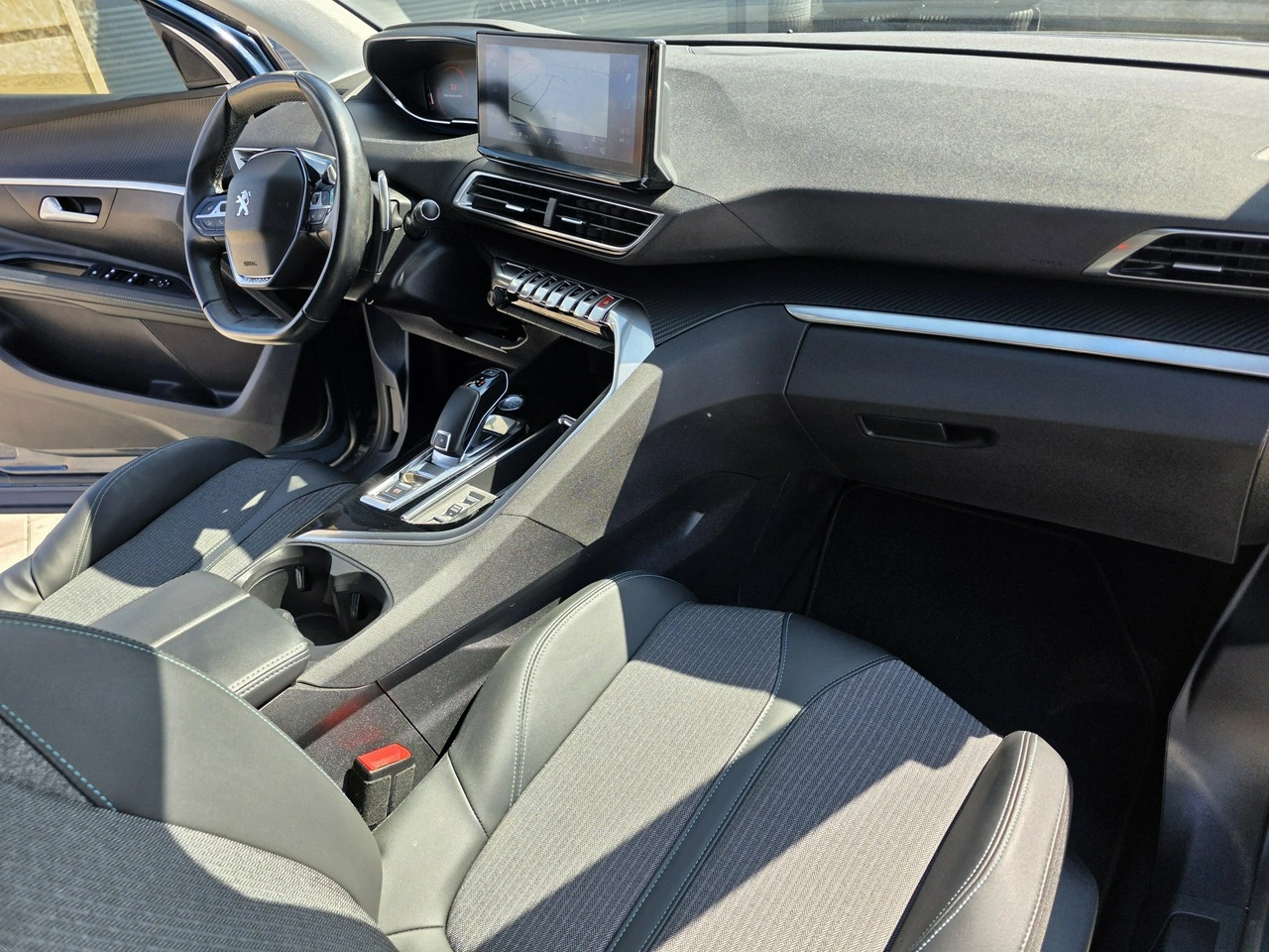 Peugeot 3008 - Zdjęcie 10