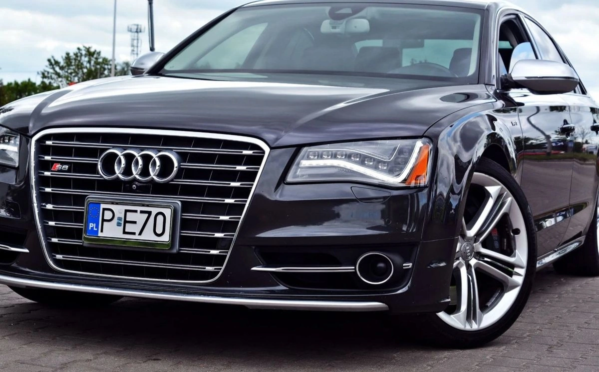 Audi S8 - Zdjęcie 5