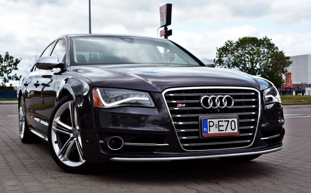 Audi S8 - Zdjęcie 27