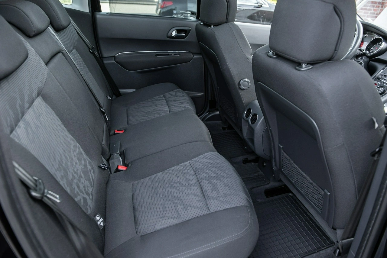 Peugeot 3008 - Zdjęcie 8