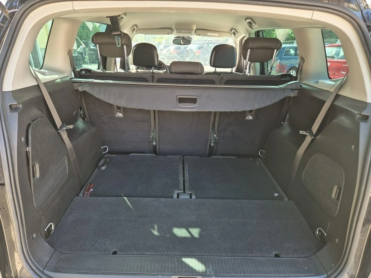 Opel Zafira - Zdjęcie 16
