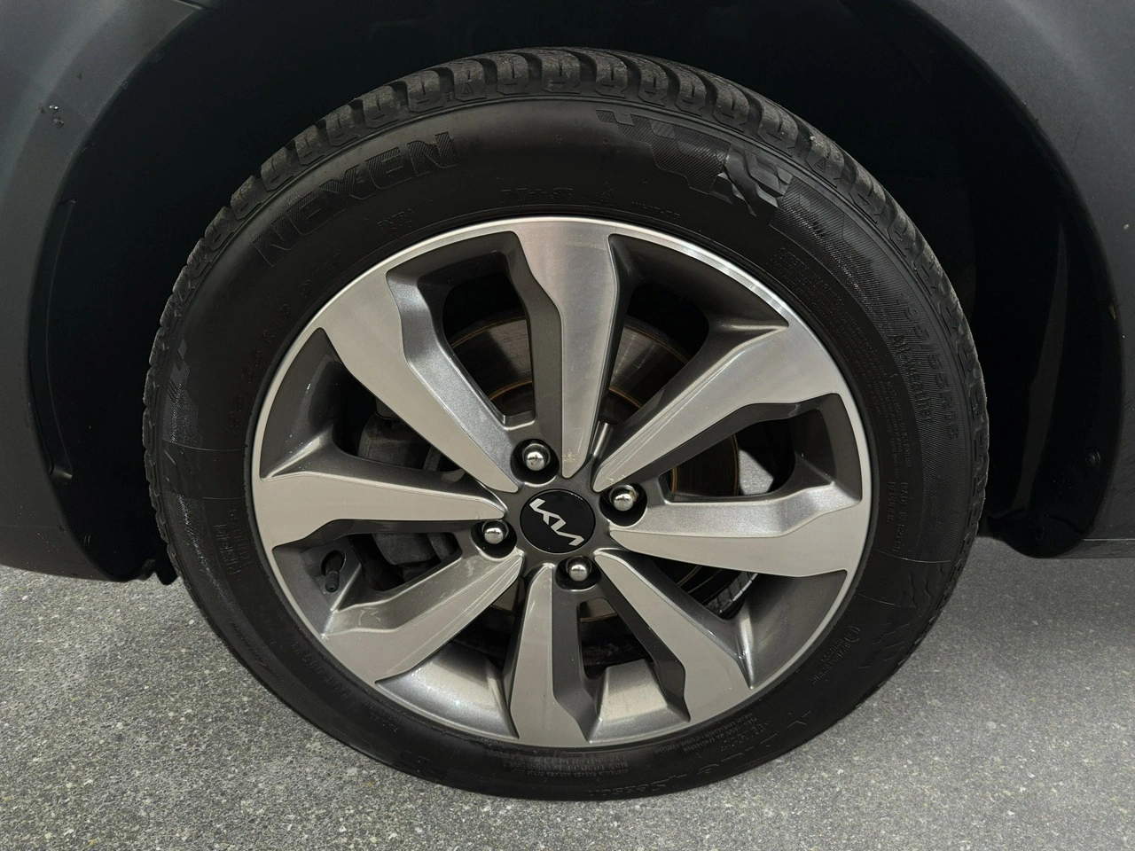 Kia Stonic - Zdjęcie 9