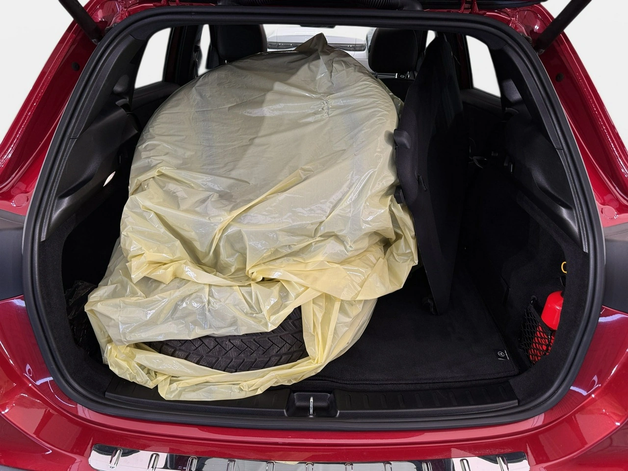 Mercedes GLA 200 - Zdjęcie 33