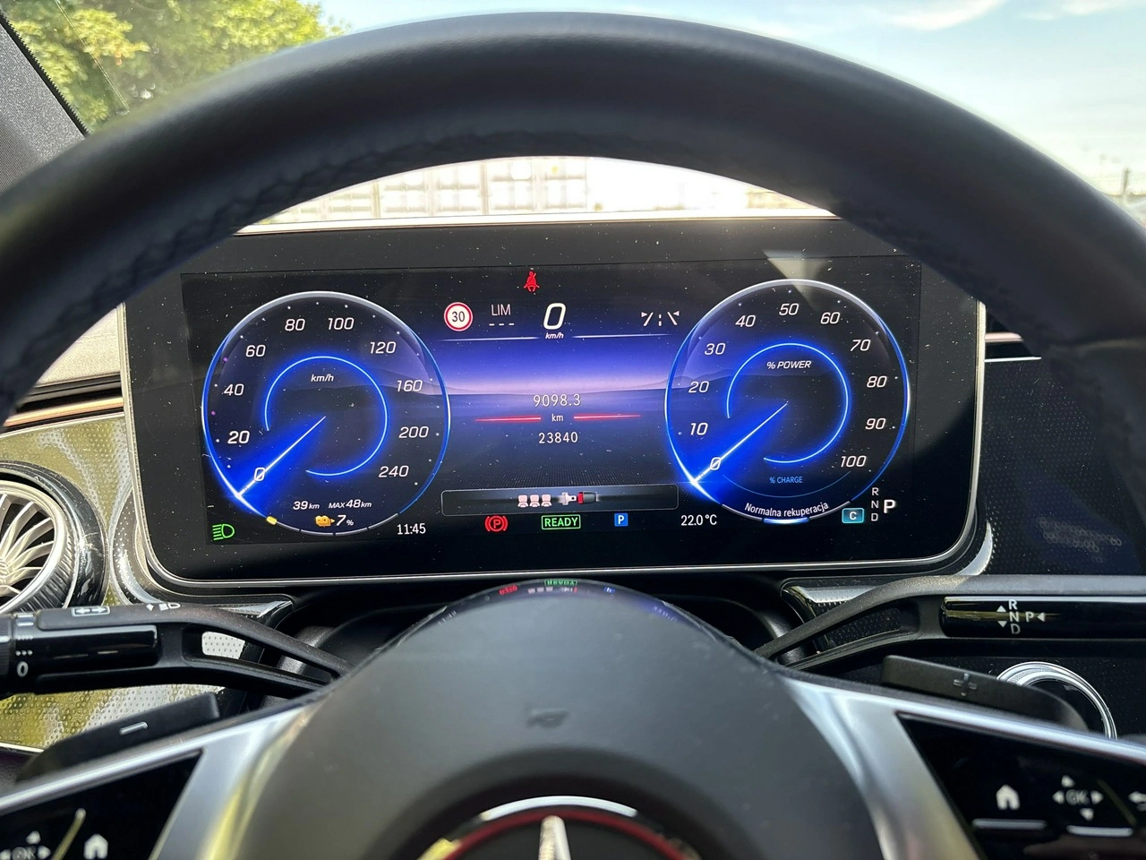 Mercedes EQE - Zdjęcie 21
