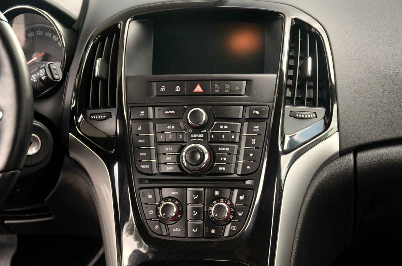 Opel Astra - Zdjęcie 15