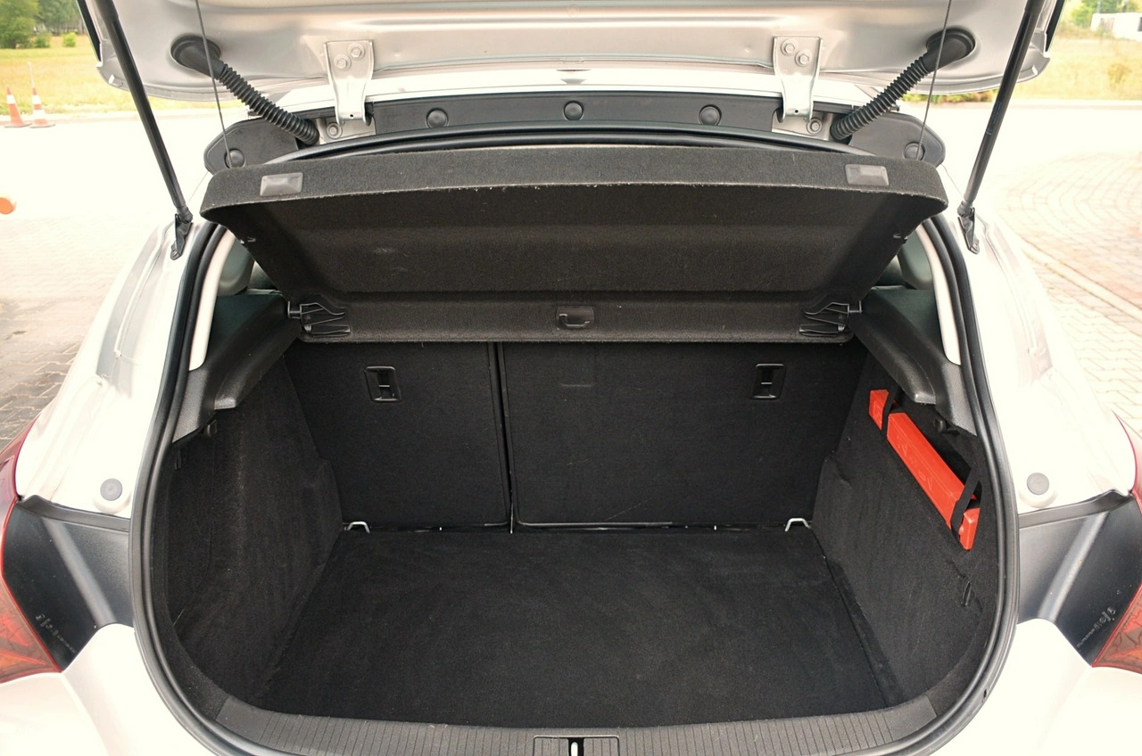Opel Astra - Zdjęcie 20