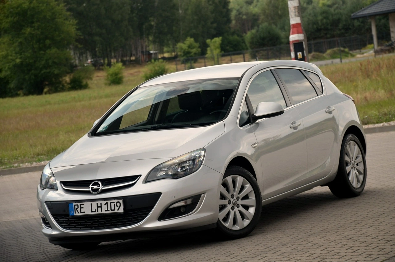 Opel Astra - Zdjęcie 5