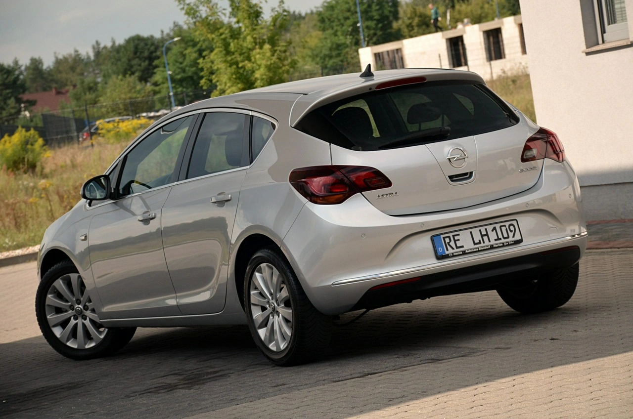 Opel Astra - Zdjęcie 7