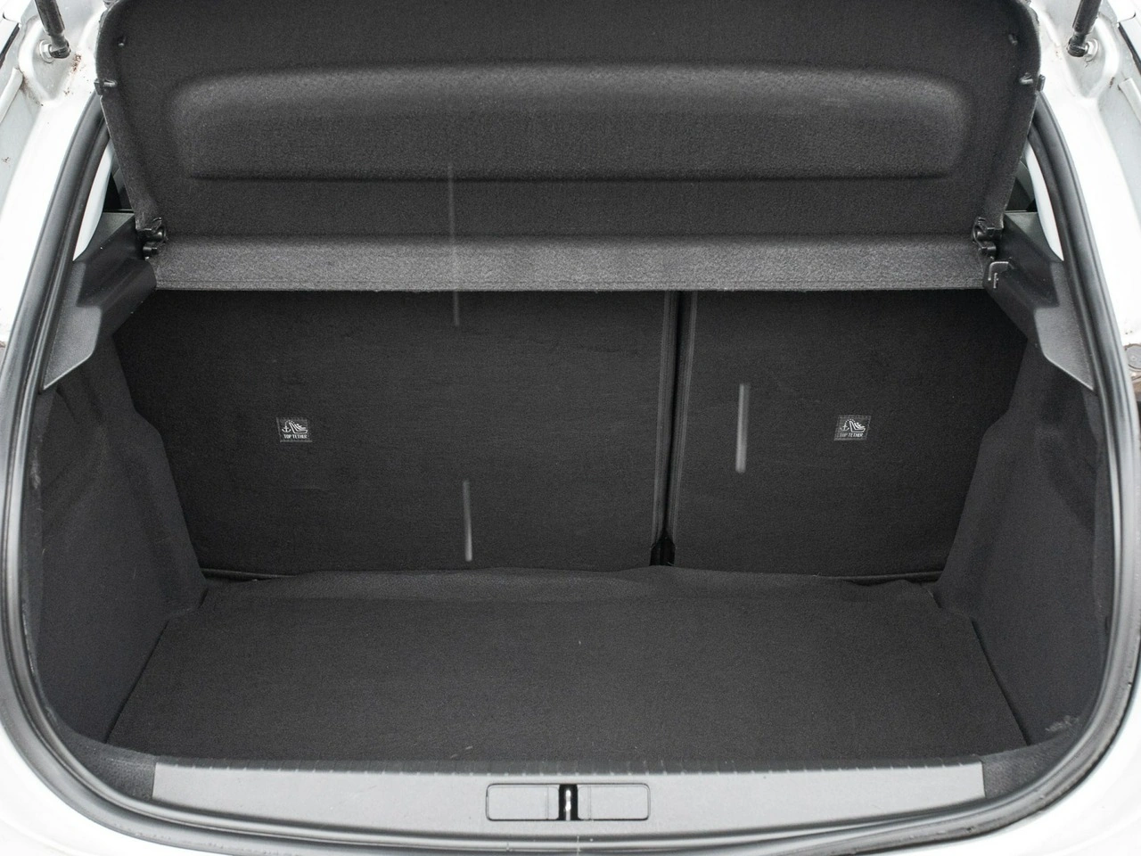 Opel Corsa - Zdjęcie 23